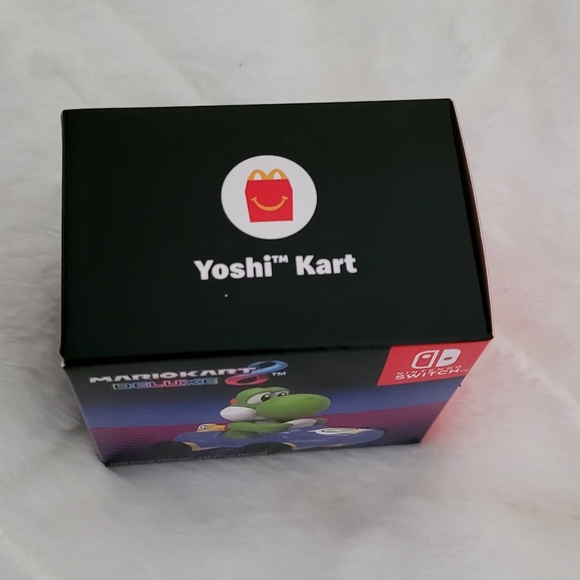 McDonald's 2024 MarioKart 8 Deluxe Nintendo Switch Kid's Toy - Picture 2 of 2